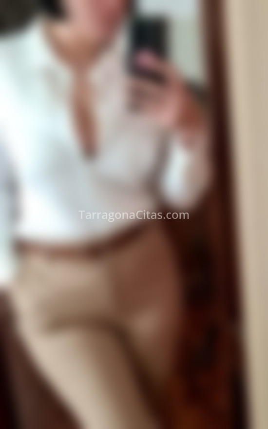 Lorena, chica del este. 640761084. Citas en TARRAGONA, TARRAGONA. www.tarragonacitas.com.