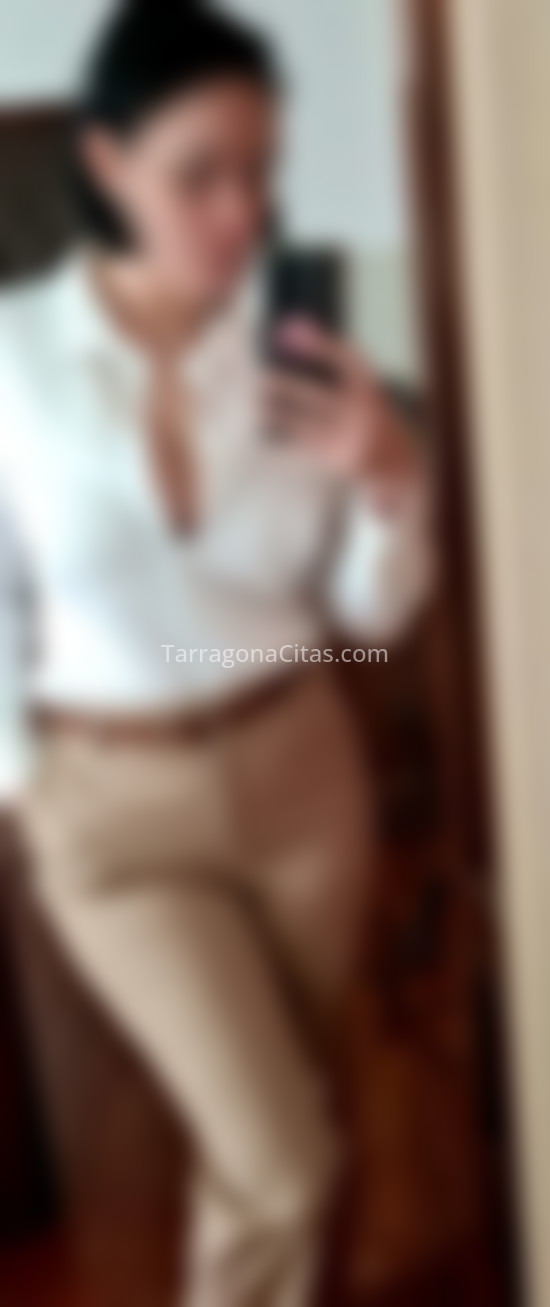 Lorena, chica del este. 640761084. Citas en TARRAGONA, TARRAGONA. www.tarragonacitas.com.