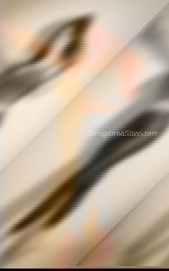 Lucia, joven venezolana. 613928124. Citas en TARRAGONA, TARRAGONA. www.tarragonacitas.com.