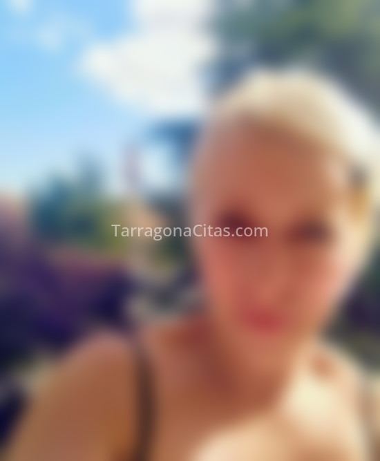 Sansa, mujer europea muy elegante. 699353592. Citas en TARRAGONA, TARRAGONA. www.tarragonacitas.com.