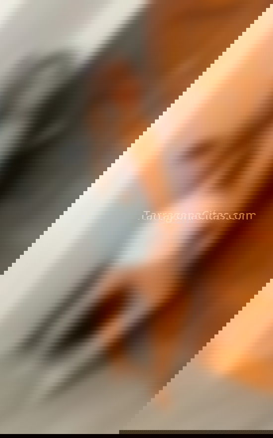 Antonella, colombiana de 25 años. 632686516. Citas en TARRAGONA, TARRAGONA. www.tarragonacitas.com.