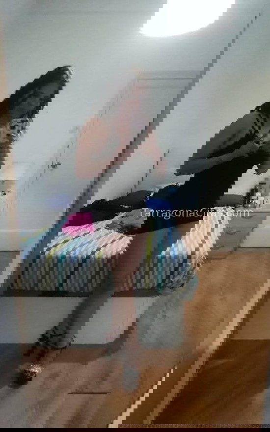 Yeni, mujer colombiana. 647469410. Citas en TARRAGONA, TARRAGONA. www.tarragonacitas.com.